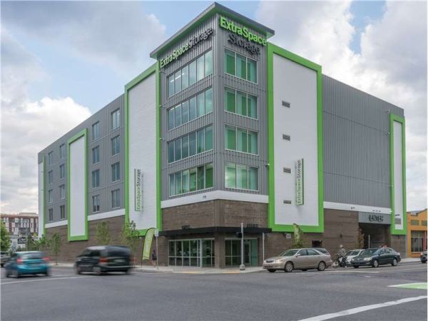 Photo of Extra Space Storage - 8743 - Portland - Belmont St