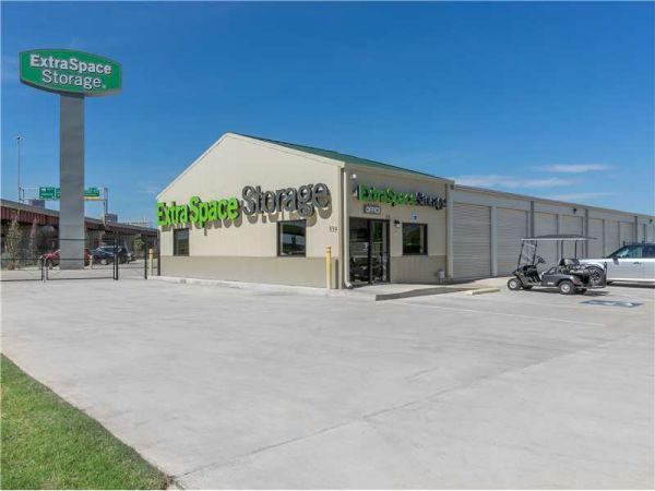 Photo of Extra Space Storage - 7039 - Oklahoma City - Reno Ave