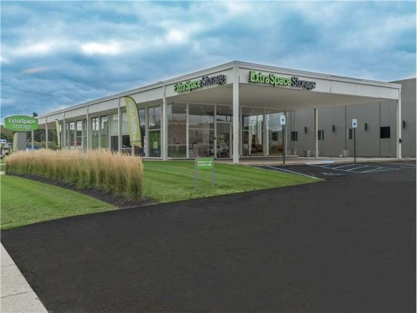 Photo of Extra Space Storage - 7130 - Lansing - Martin Luther King Jr Blvd
