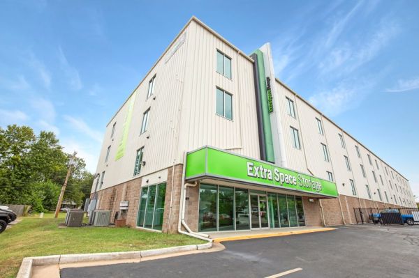 Photo of Extra Space Storage - 7191 - Tulsa - Peoria Ave