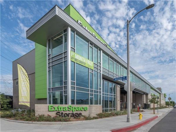 Photo of Extra Space Storage - 7274 - North Hollywood - Troost Ave