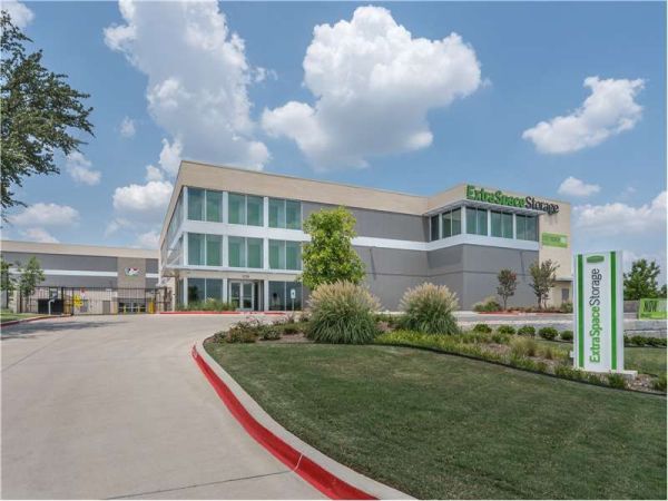 Photo of Extra Space Storage - 8895 - Fort Worth - West Vickery Blvd