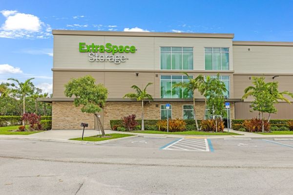 Photo of Extra Space Storage - 7244 - Lake Worth - Aquarius Blvd