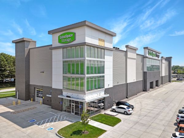 Photo of Extra Space Storage - 7407 - Omaha - 82nd Ave