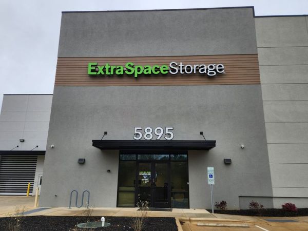 Photo of Extra Space Storage - 4246 - Denver - NC 150 Hwy