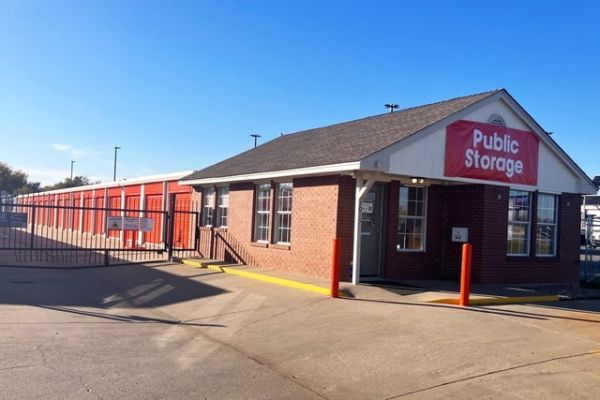 Photo of Public Storage - Moore - 3015 N Service Rd