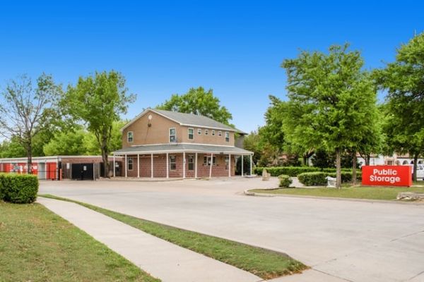 Photo of Public Storage - Ft. Worth - 5600 Bryant Irvin Rd