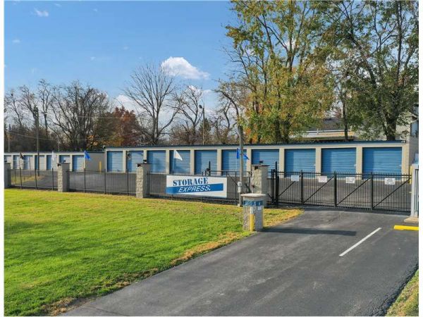 Photo of Extra Space Storage - 2107 - Charlestown - Market St