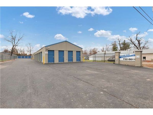 Photo of Extra Space Storage - 2135 - Scottsburg - Main St