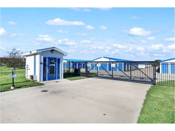 Photo of Extra Space Storage - 2160 - Lincoln - Hickox Dr