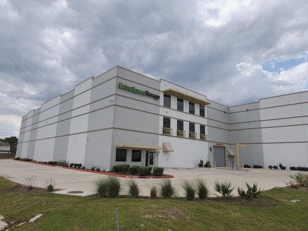 Photo of Extra Space Storage - 4251 - Richmond - Park Westheimer Blvd
