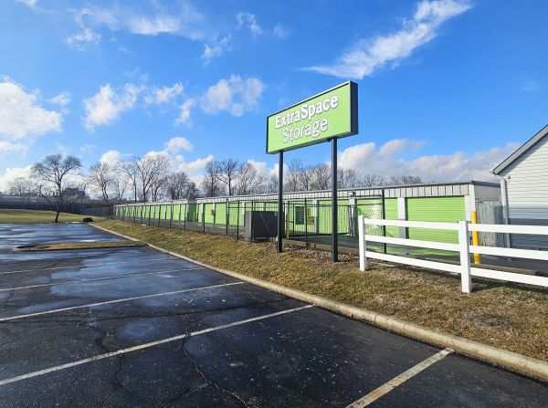 Photo of Extra Space Storage - 0522 - Whitehall - Schofield Dr