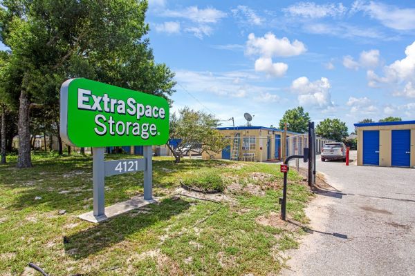 Photo of Extra Space Storage - 6295 - Gulf Breeze - 4121 Gulf Breeze Pkwy