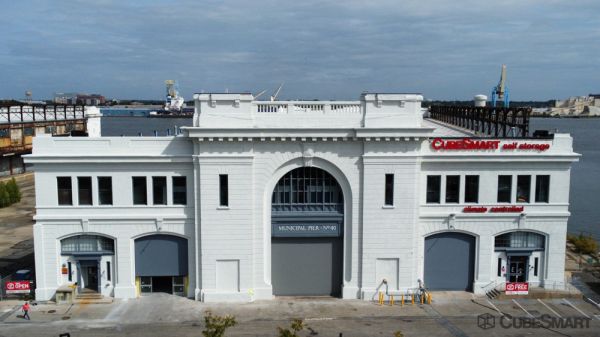 Photo of CubeSmart Self Storage PA Philadelphia S Christopher Columbus Blvd