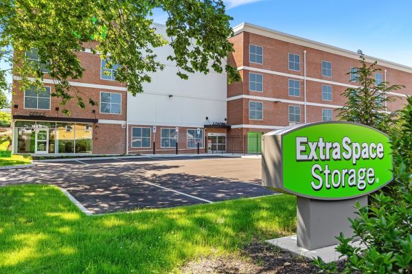 Photo of Extra Space Storage - 7540 - Roslyn Heights - Jane St