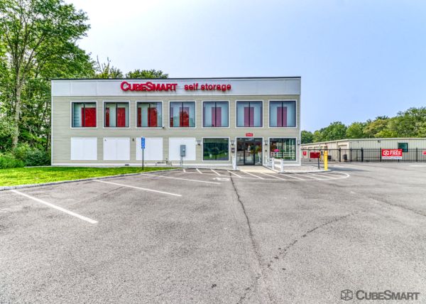 Photo of CubeSmart Self Storage CT Middletown Newfield St