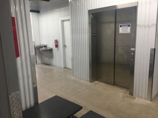 Photo of Extra Space Storage - 3233 - San Antonio - Broadway St