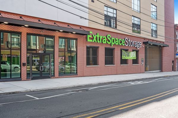 Photo of Extra Space Storage - 6093 - Philadelphia - Ridge Ave