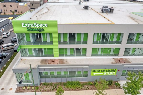 Photo of Extra Space Storage - 6319 - Chicago - 2850 N Ashland Ave