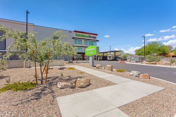 Photo of Extra Space Storage - 2023 - Tucson - Fort Lowell Rd