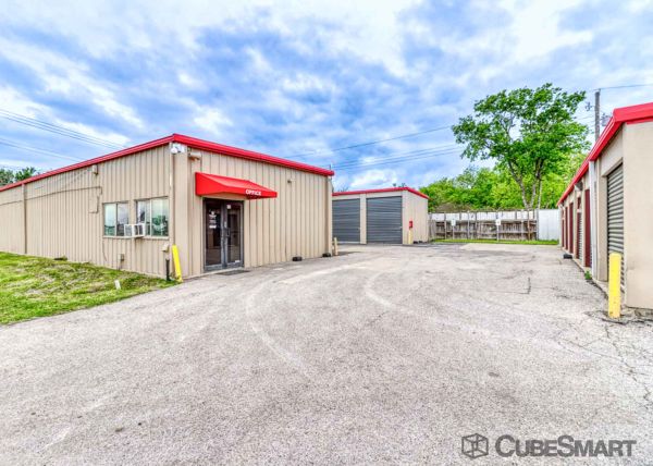 Photo of CubeSmart Self Storage TX Austin S IH-35
