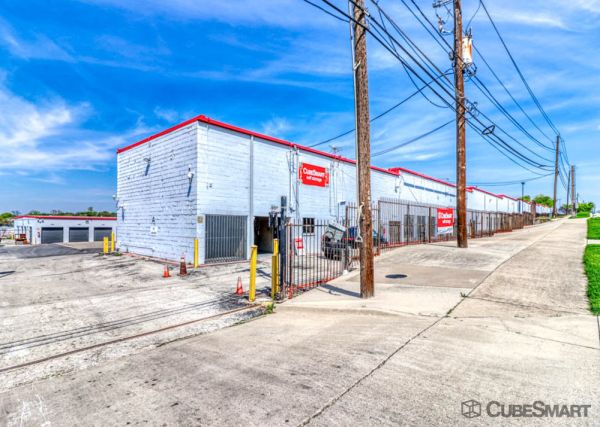 Photo of CubeSmart Self Storage TX Dallas Samuell Blvd