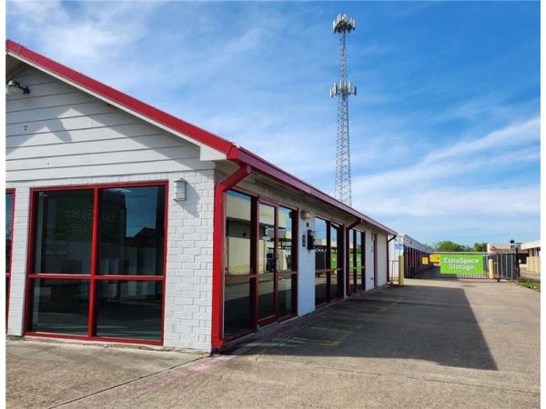 Photo of Extra Space Storage - 2079 - Pasadena - 6045 Fairmont Pkwy