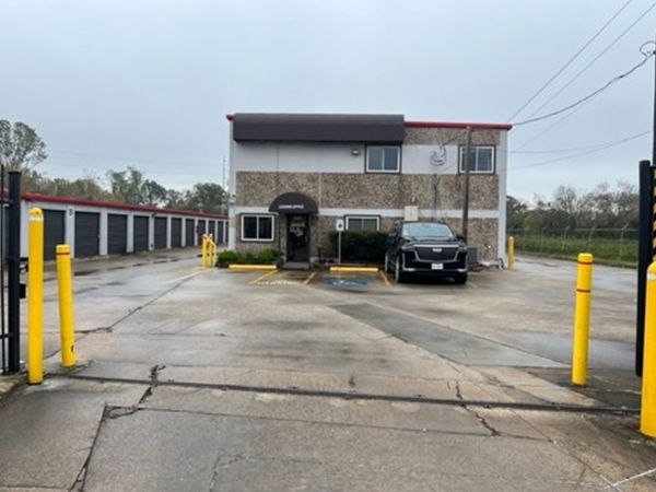 Photo of Extra Space Storage - 6407 - Houston - Antoine Dr