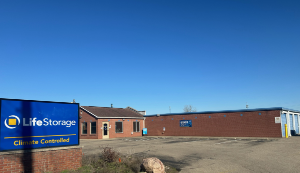 Photo of Extra Space Storage - 3273 - Cincinnati - Robertson Ave