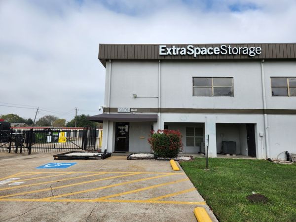 Photo of Extra Space Storage - 6385 - La Porte - W Fairmont Pkwy