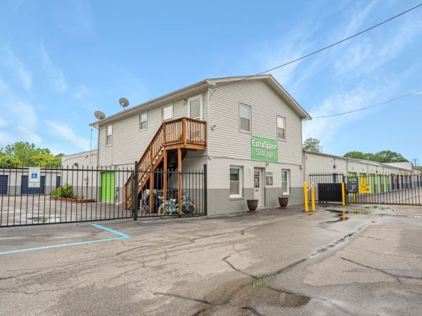 Photo of Extra Space Storage - 7669 - Williamsburg - Mooretown Road