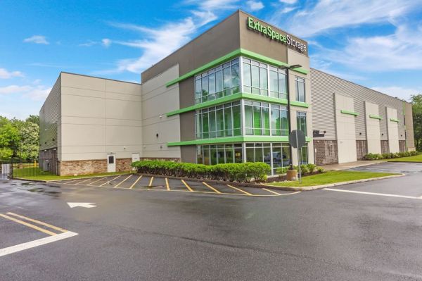 Photo of Extra Space Storage - 7508 - Florham Park - Vreeland Rd