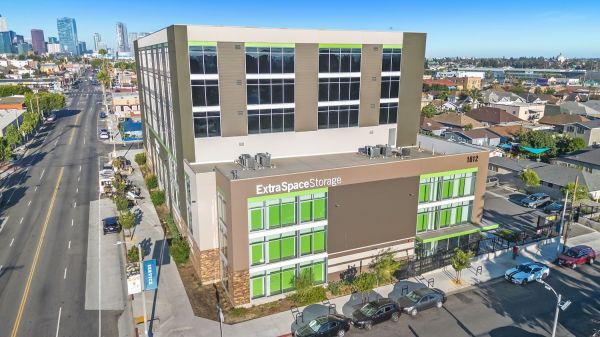 Photo of Extra Space Storage - 7930 - Los Angeles - Venice Blvd