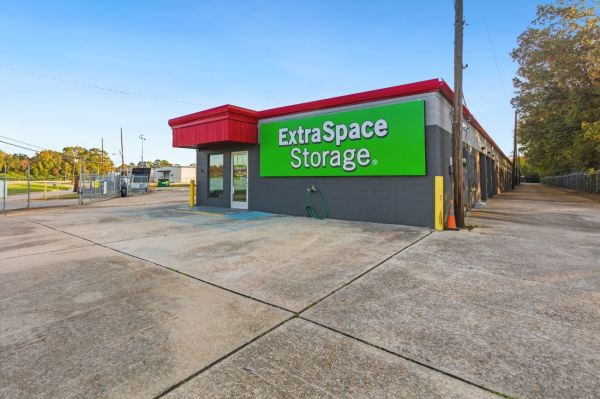 Photo of Extra Space Storage - 6461 - Baton Rouge - 7649 Airline Hwy - Annex