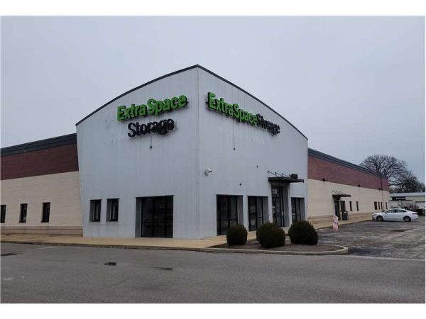 Photo of Extra Space Storage - 7832 - Hazelwood - Lindbergh Blvd