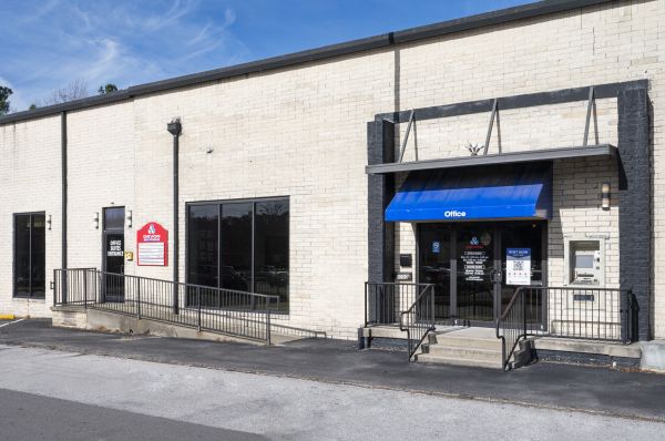 Photo of Devon Self Storage - 9232 - 6000 GARNERS