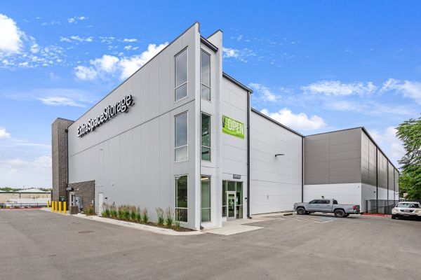 Photo of Extra Space Storage - 2056 - Kansas City - 73rd Ter