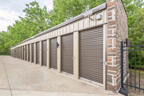 Photo of StorageMart - Laurel St