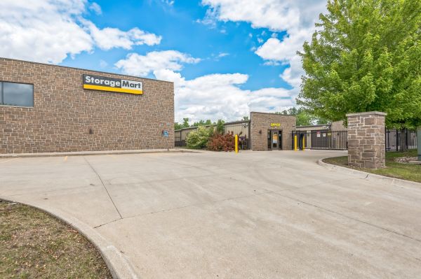 Photo of StorageMart - Laurel St