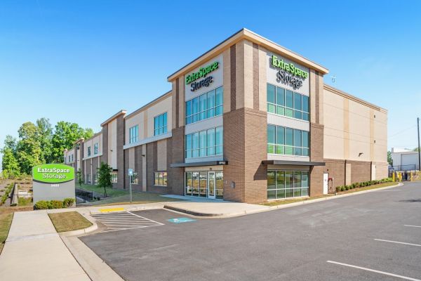 Photo of Extra Space Storage - 6331 - Jonesboro - 9480 Tara Blvd