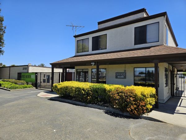 Photo of Extra Space Storage - 6595 - American Canyon - 3700 Broadway St