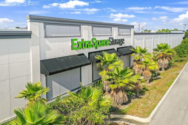 Photo of Extra Space Storage - 6565 - Fort Myers - Colonial Blvd