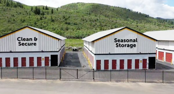 Photo of StorageMart - US-6 & I-70