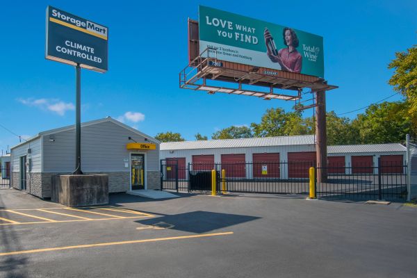 Photo of StorageMart - Hwy 60 & Hwy 421