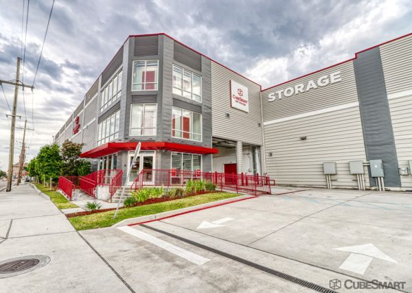 Photo of CubeSmart Self Storage - 2250 Earhart BLVD - LA