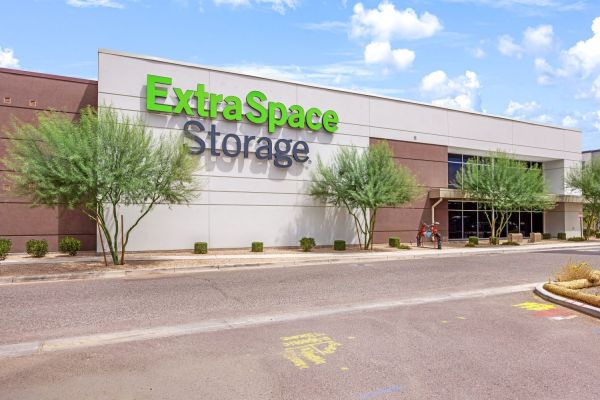 Photo of Extra Space Storage - 6585 - Glendale - W Bell Rd