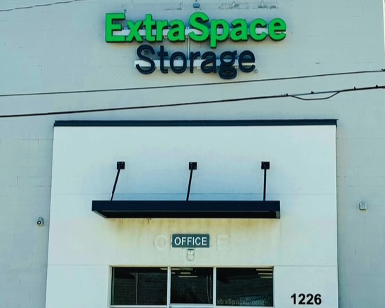 Photo of Extra Space Storage - 6420 - Kansas City - Chestnut Ave