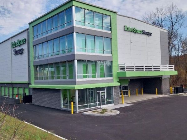 Photo of Extra Space Storage - 6343 - Brookfield - Grays Bridge Rd