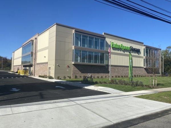 Photo of Extra Space Storage - 7995 - Huntington Station - 403 Oakwood Rd
