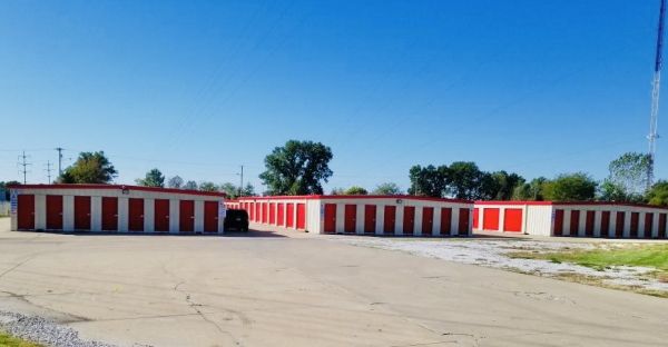 Photo of 10 Federal Storage - Paris Rd